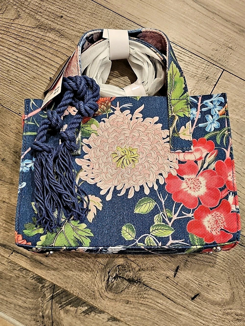 Vince Camuto Floral Tote in Blue & Red NWT